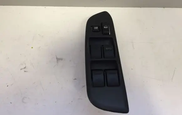 Toyota RAV 4 (XA20) Electric window control switch
