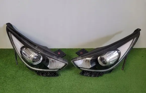 KIA Niro Headlights/headlamps set 