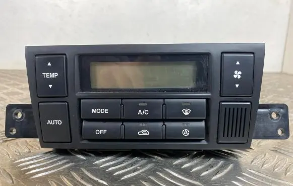 Hyundai Tucson JM Climate control unit JMAQSDSL 402121CJH083