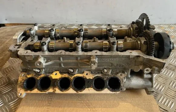 Maserati Ghibli Engine head 90352085F
