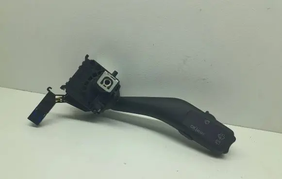 Volkswagen Golf V Wiper control stalk 1K0953519A 01203506 20550641705091
