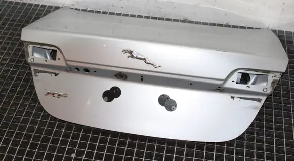 Jaguar XF X250 Tailgate/trunk/boot lid