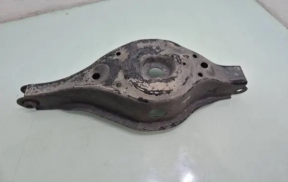 Infiniti QX60 L50 Rear upper control arm/wishbone 