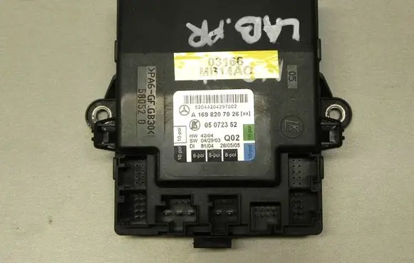 Mercedes-Benz A W169 Door control unit/module A1698207026