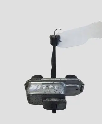 Hyundai i40 Front door check strap stopper