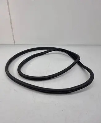 KIA Sorento Front door rubber seal 