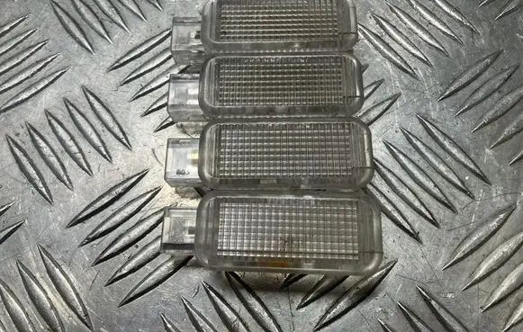 Audi A6 Allroad C6 Front door interior light 8D947415