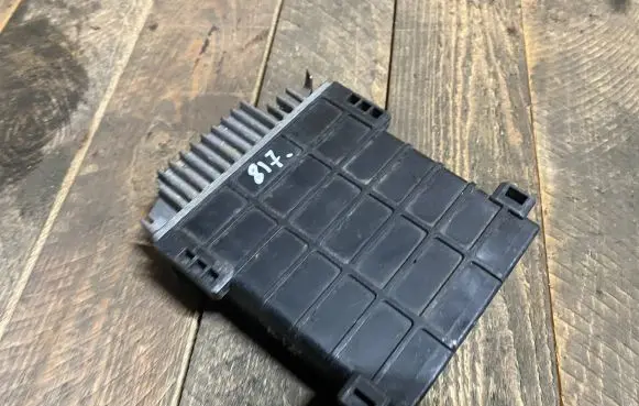 Mercedes-Benz E W124 Engine control unit/module a0055455532 0055455532