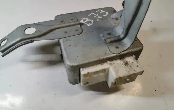 Toyota Avensis T250 Power steering control unit/module 8965005030 00000563 50000091