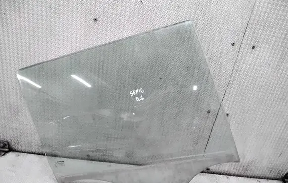 Renault Scenic II - Grand scenic II Rear door window glass 43R000015