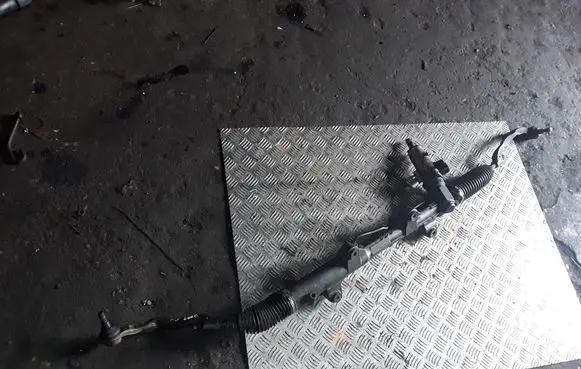 Volkswagen Transporter - Caravelle T5 Steering rack