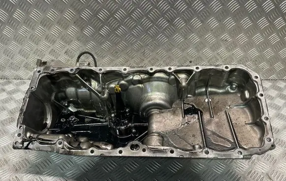Oil sump