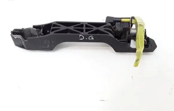 Rear door exterior handle/bracket