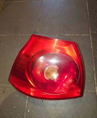 Volkswagen Golf V Rear/tail lights 1K6945095G 89032002