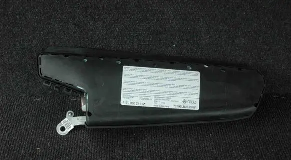 Audi A3 S3 8P Seat airbag 1T0880241A