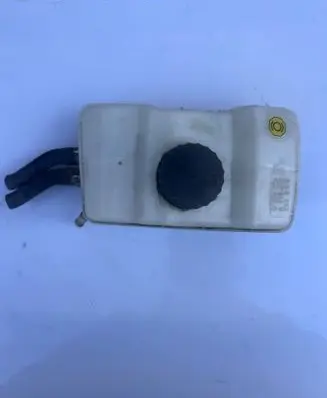 Mercedes-Benz Vito Viano W639 Brake fluid reservoir A6394300002