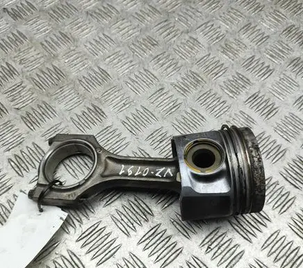 BMW 7 G11 G12 Piston 8508023 8598757