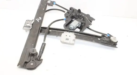 Tesla Model 3 Front door window regulator with motor 109662114J