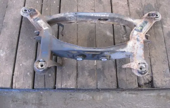 Mercedes-Benz C W202 Front subframe