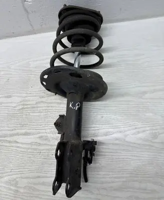 Toyota Avensis T270 Front shock absorber with coil spring