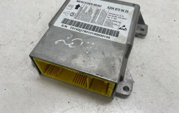 Mercedes-Benz C W204 Airbag control unit/module A2048709426