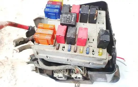 Fiat Doblo Fuse box set 46752706