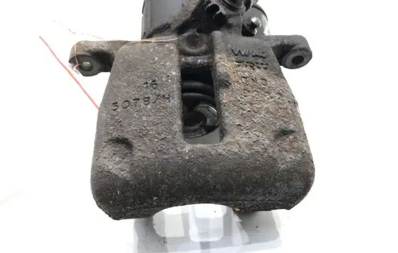 Volkswagen PASSAT B7 Rear brake caliper 