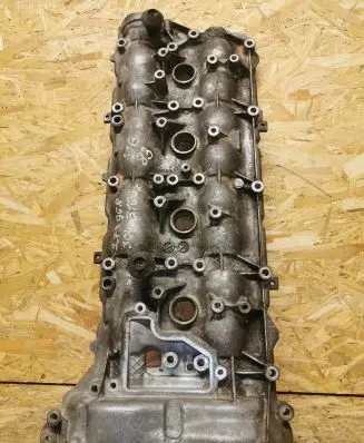 Mercedes-Benz S W221 Rocker cam cover A2730160005