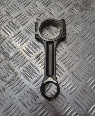 Opel Vivaro Piston with connecting rod