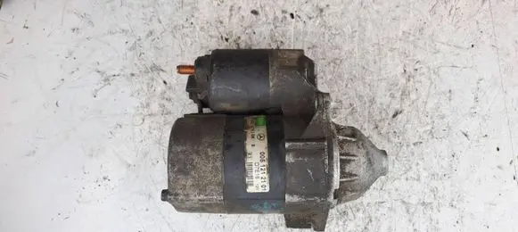 Mercedes-Benz A W169 Starter motor 0051212101 4G01761