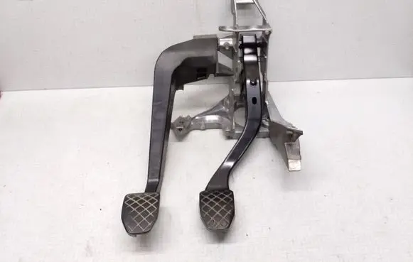 Audi A4 S4 B7 8E 8H Pedal assembly 8E1721316