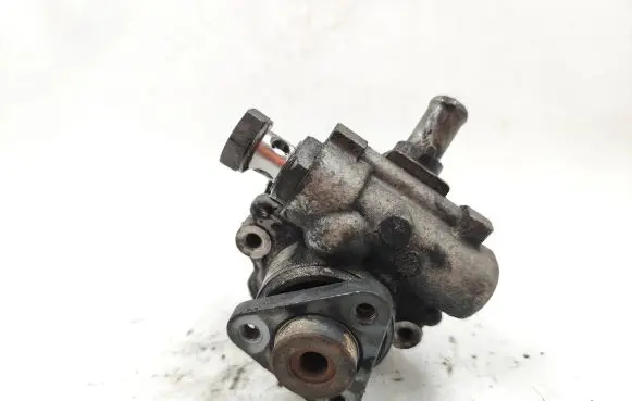 Audi A4 S4 B7 8E 8H Power steering pump 8E0145155N 7690955121