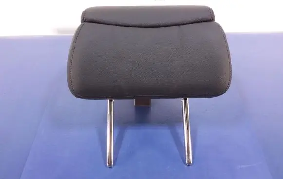 Audi A8 S8 D4 4H Front seat headrest 