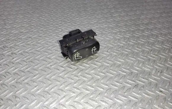 Mercedes-Benz ML W163 Seat heating switch 1638200210