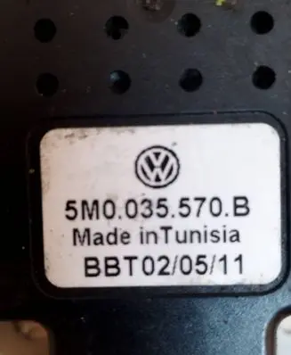 Volkswagen Golf VI Aerial antenna amplifier 5M0035570B