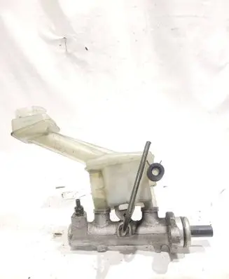 Nissan X-Trail T30 Master brake cylinder 9h012