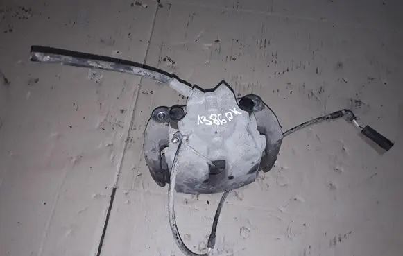 BMW X3 E83 Front brake caliper NOCODE