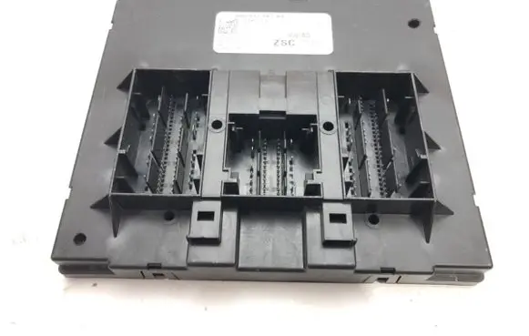 Volkswagen Golf VII Central body control module 5Q0937087BA