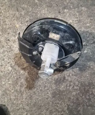 Mazda CX-7 Brake booster