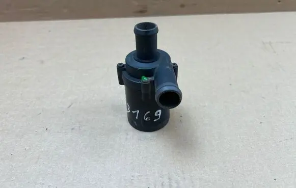 Volkswagen Transporter - Caravelle T5 Electric auxiliary coolant/water pump 7H0965561