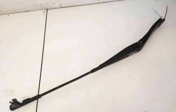 Opel Astra H Front wiper blade arm 13111219
