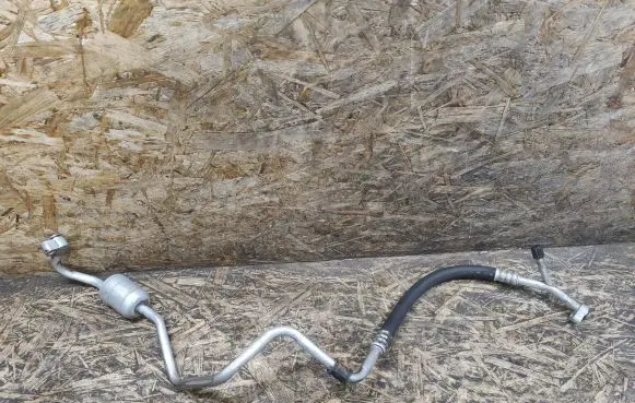 Jaguar XK8 - XKR Air conditioning (A/C) pipe/hose