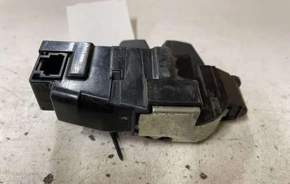 Citroen C5 Tailgate/trunk/boot lock/catch/latch 9660403980 0000879