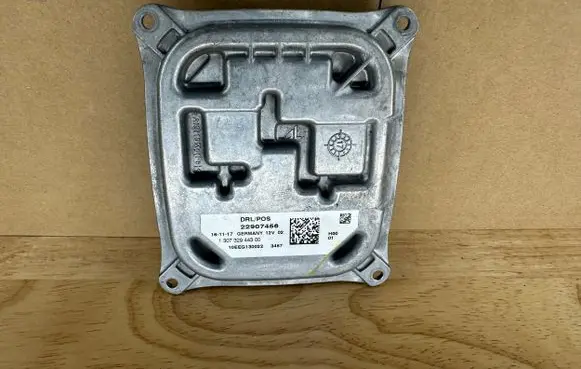 Chevrolet Camaro LED ballast control module 22907456 130732944300 10EEG130022