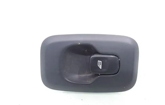 Volvo XC90 Electric window control switch 8685288