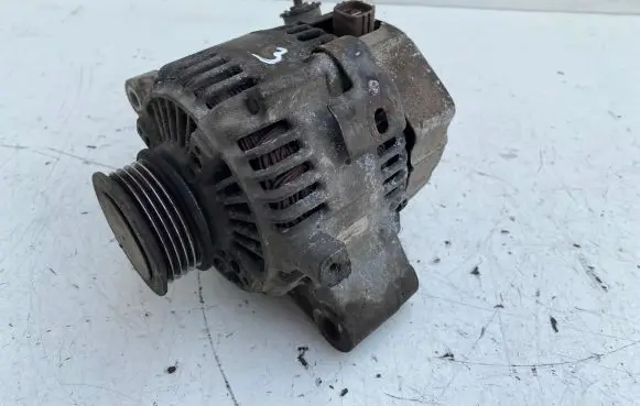 Toyota Corolla Verso E121 Generator/alternator 2706027060