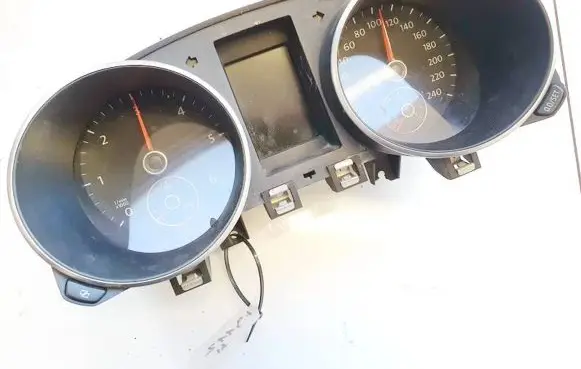 Volkswagen Golf VI Speedometer (instrument cluster) 5k0920872a