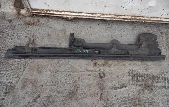 Volkswagen Multivan T6 Center/middle under tray cover 7H3825209B