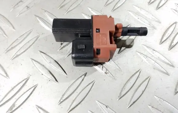 Clutch pedal sensor
