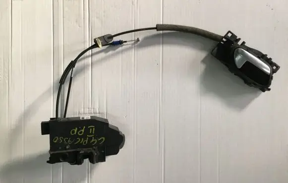 Citroen C4 II Picasso Front door lock 9805635480